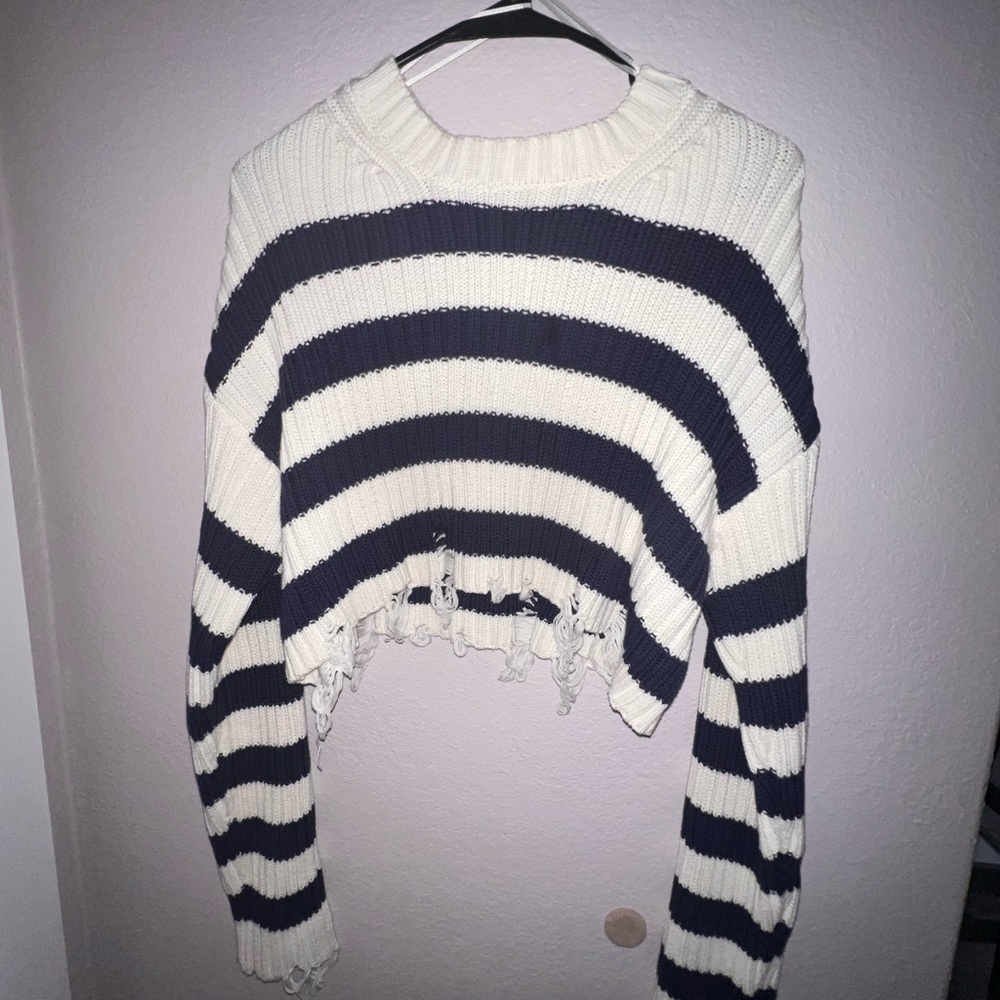 Zara women’s striped crop sweater